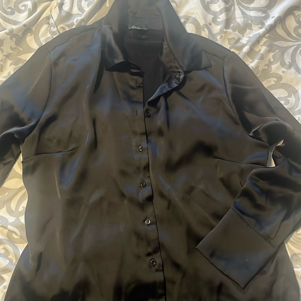 Bran new never worn black satin button up blouse. L from dynamite